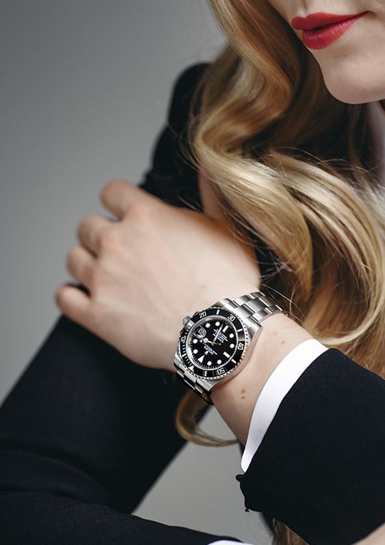 What Happens To Men's Watches When Women Wear Them